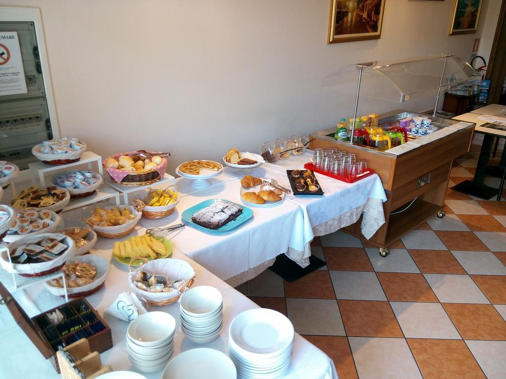 Villa Chiara Lazise Eksteriør billede