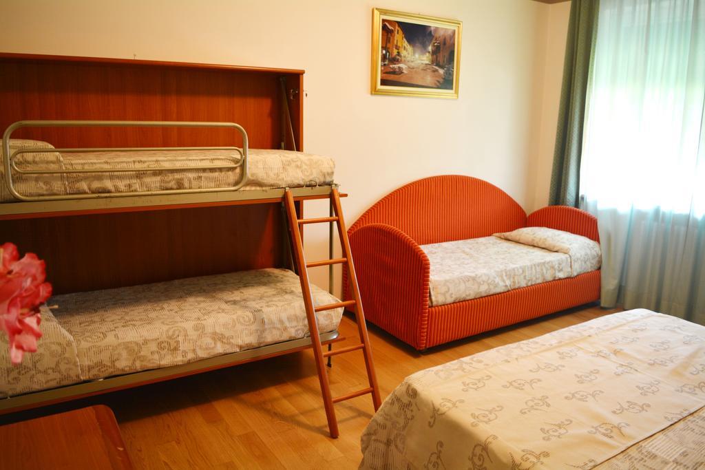 Villa Chiara Lazise Eksteriør billede