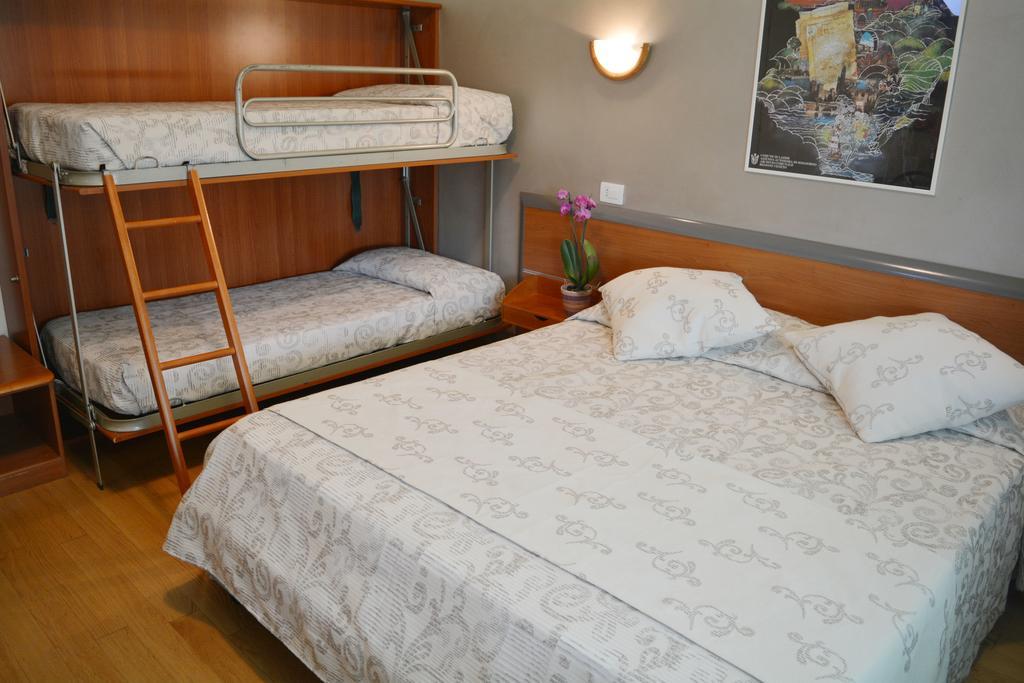 Villa Chiara Lazise Eksteriør billede