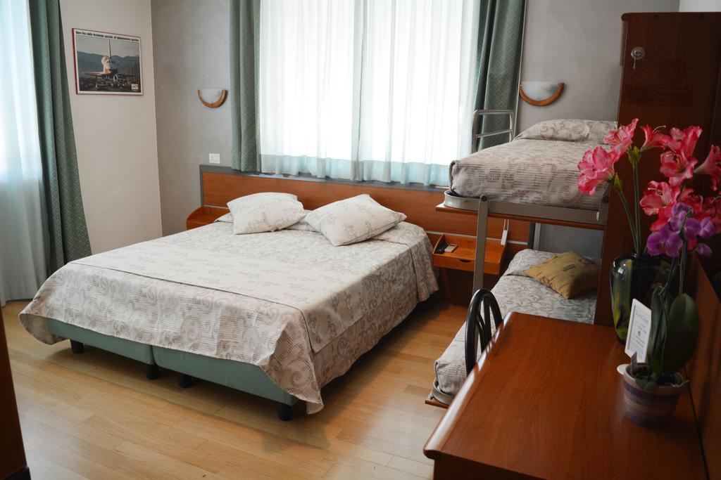 Villa Chiara Lazise Eksteriør billede